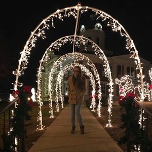 Meet your Posher, Esther